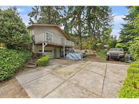 1996 Roberta Avenue S Salem OR 97302