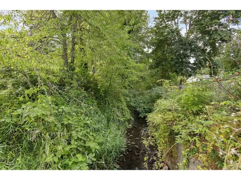 1996 Roberta Avenue S Salem OR 97302