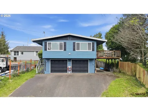 2617 Union Avenue North Bend OR 97459
