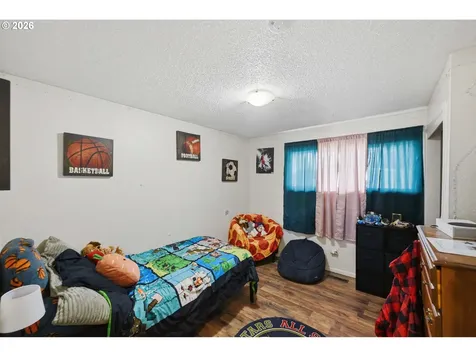 2617 Union Avenue North Bend OR 97459