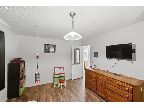 2617 Union Avenue North Bend OR 97459