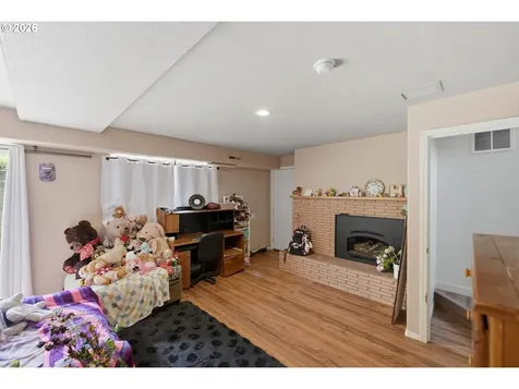 2617 Union Avenue North Bend OR 97459