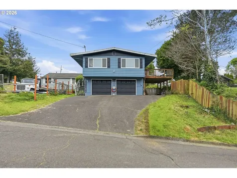 2617 Union Avenue North Bend OR 97459