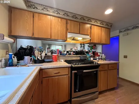6844 SE Borwick Street Hillsboro OR 97123