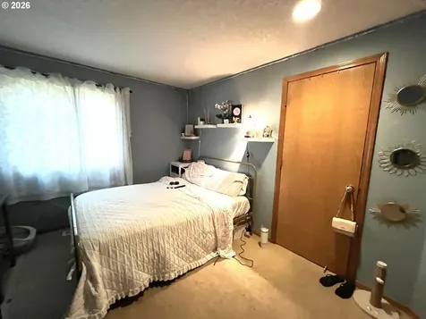 6844 SE Borwick Street Hillsboro OR 97123