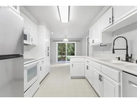 6906 NE 133rd Street Vancouver WA 98686