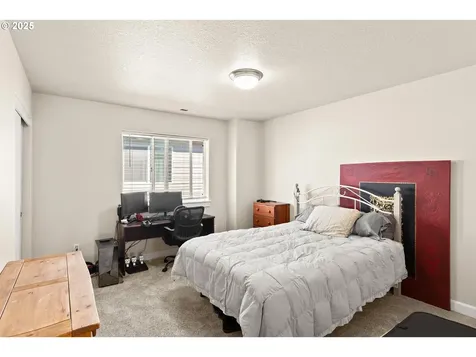 166 SE 30th Avenue Hillsboro OR 97123