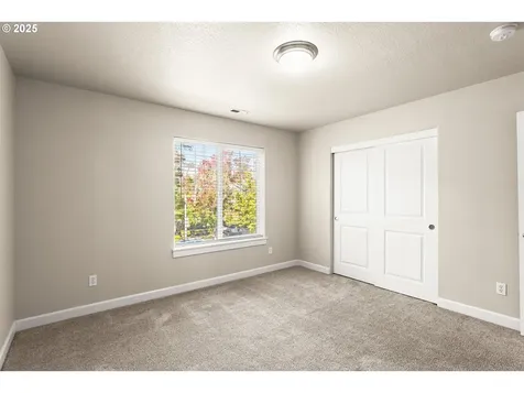 166 SE 30th Avenue Hillsboro OR 97123
