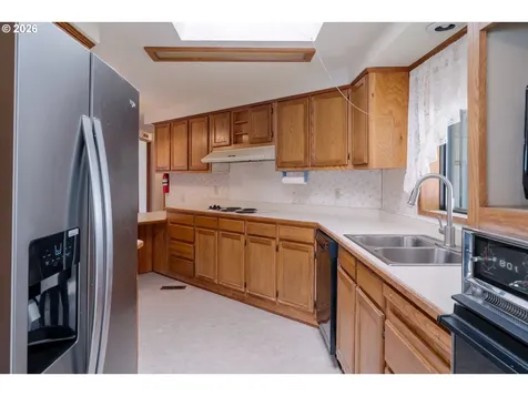 16354 SE 135th Avenue Clackamas OR 97015