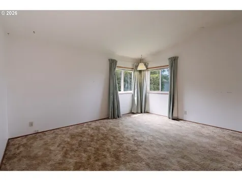 16354 SE 135th Avenue Clackamas OR 97015