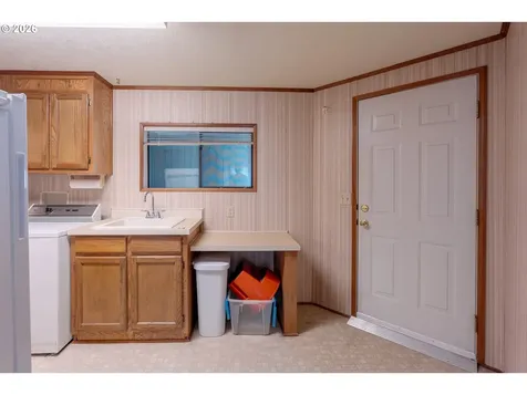 16354 SE 135th Avenue Clackamas OR 97015