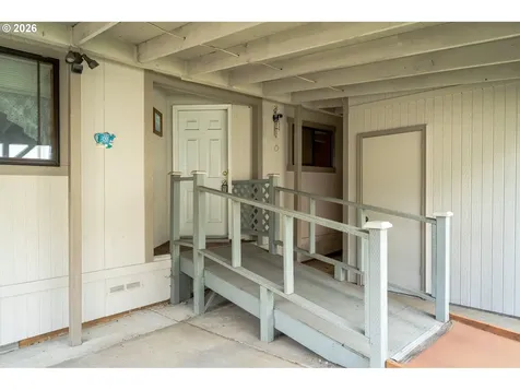 16354 SE 135th Avenue Clackamas OR 97015