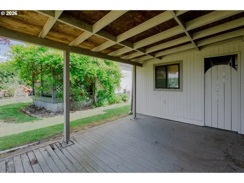 16354 SE 135th Avenue Clackamas OR 97015