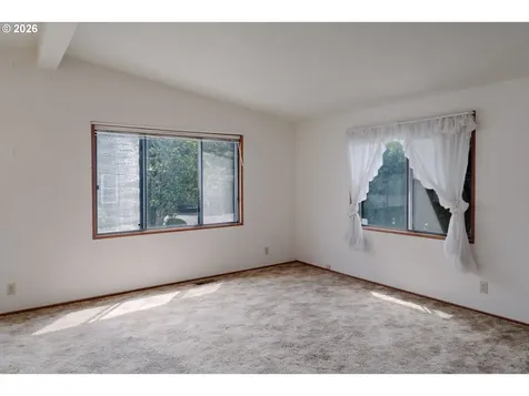 16354 SE 135th Avenue Clackamas OR 97015