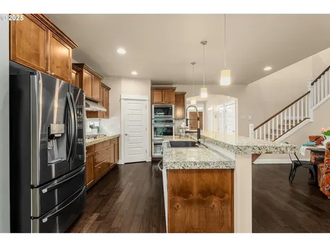312 SE 13th Place Canby OR 97013