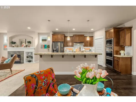 312 SE 13th Place Canby OR 97013