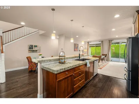 312 SE 13th Place Canby OR 97013