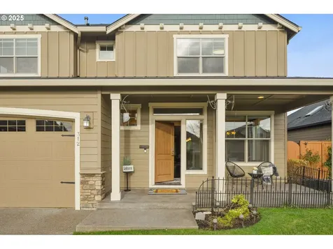 312 SE 13th Place Canby OR 97013