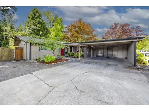 2710 Kalmia Street Eugene OR 97404