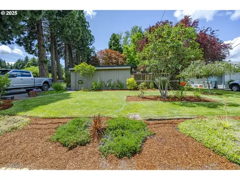 2710 Kalmia Street Eugene OR 97404