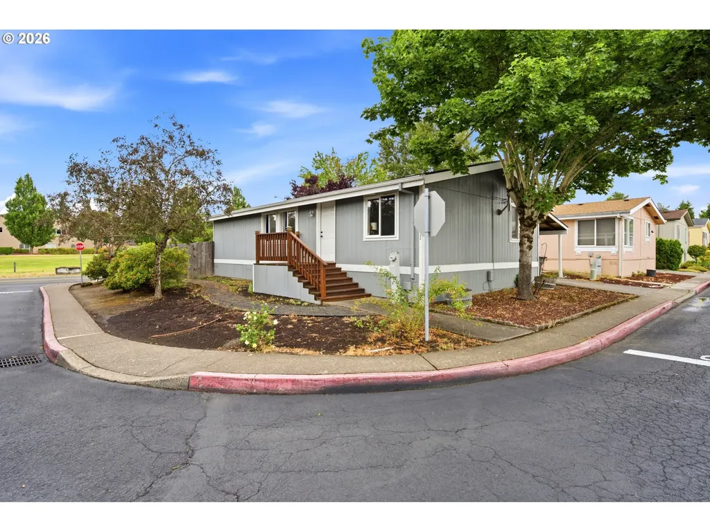 1949 SE Palmquist Road Gresham OR 97080