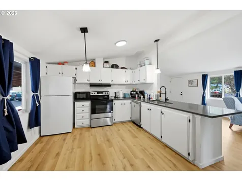 1949 SE Palmquist Road Gresham OR 97080