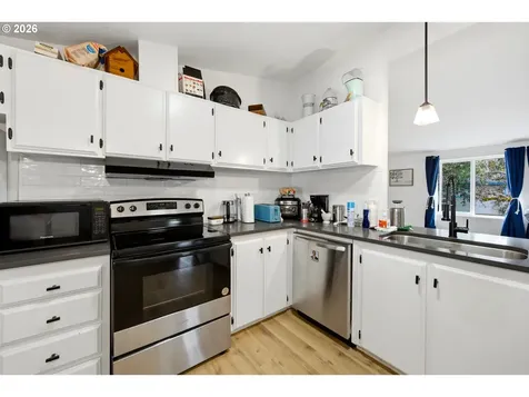 1949 SE Palmquist Road Gresham OR 97080