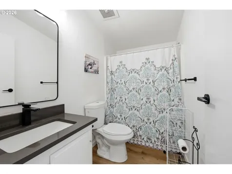 1949 SE Palmquist Road Gresham OR 97080