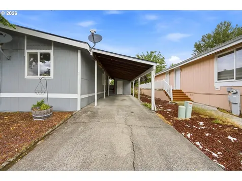 1949 SE Palmquist Road Gresham OR 97080