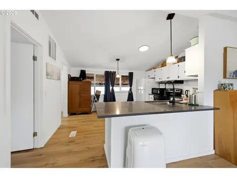 1949 SE Palmquist Road Gresham OR 97080