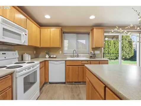 1350 SW Darci Drive Mcminnville OR 97128