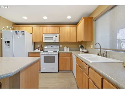 1350 SW Darci Drive Mcminnville OR 97128