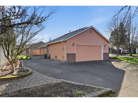 1350 SW Darci Drive Mcminnville OR 97128