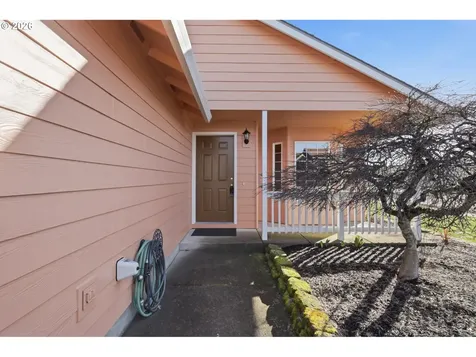 1350 SW Darci Drive Mcminnville OR 97128