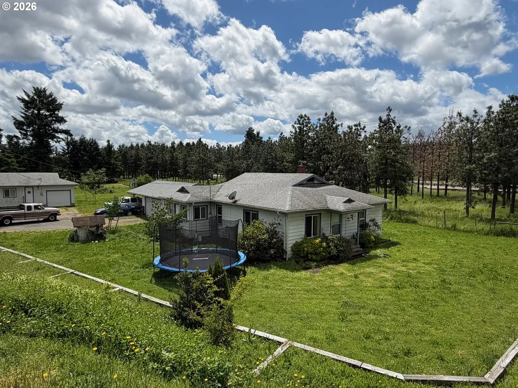 33802 Market Road Creswell OR 97426