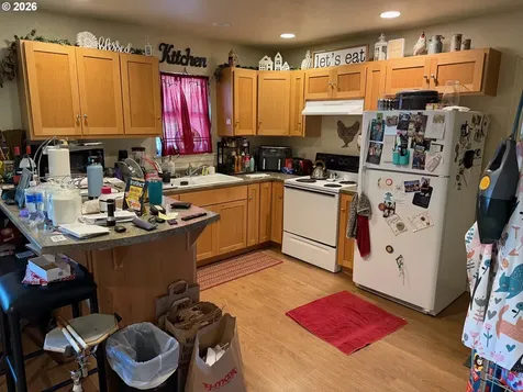 33802 Market Road Creswell OR 97426