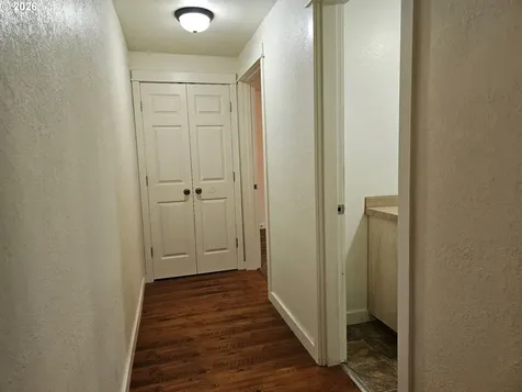 33802 Market Road Creswell OR 97426