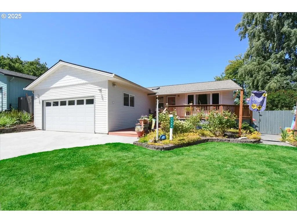 7506 NW 13th Avenue Vancouver WA 98665