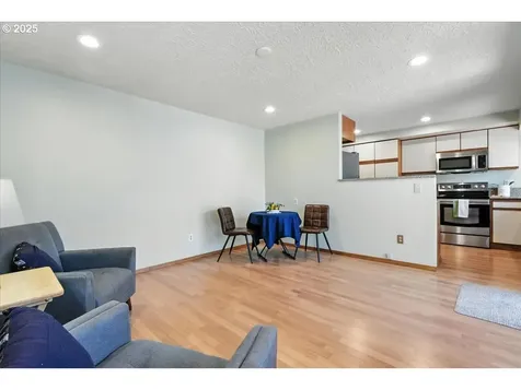 7506 NW 13th Avenue Vancouver WA 98665