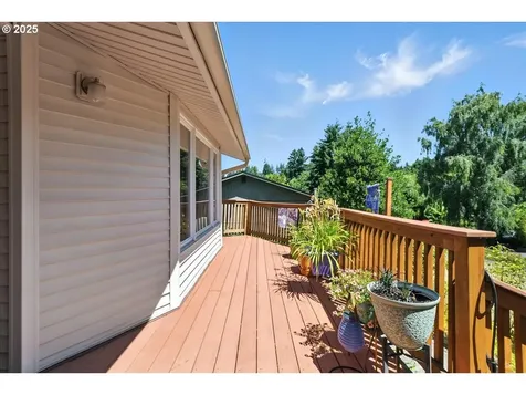 7506 NW 13th Avenue Vancouver WA 98665