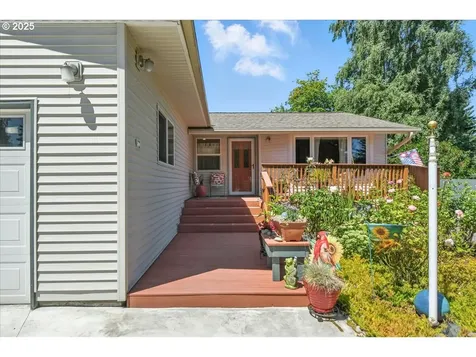 7506 NW 13th Avenue Vancouver WA 98665