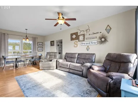 563 NW 21st Street Pendleton OR 97801