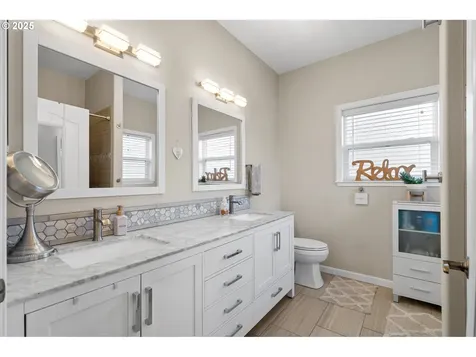 563 NW 21st Street Pendleton OR 97801