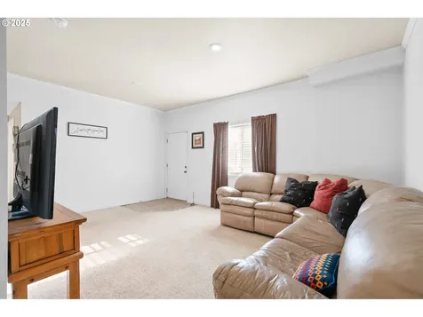 563 NW 21st Street Pendleton OR 97801