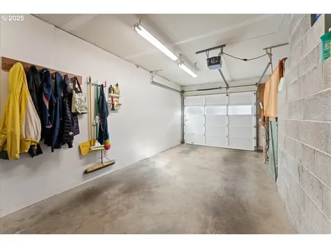 8895 SW Mcdonald Street Portland OR 97224
