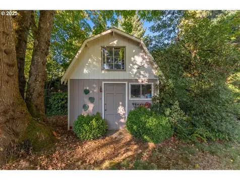 8895 SW Mcdonald Street Portland OR 97224