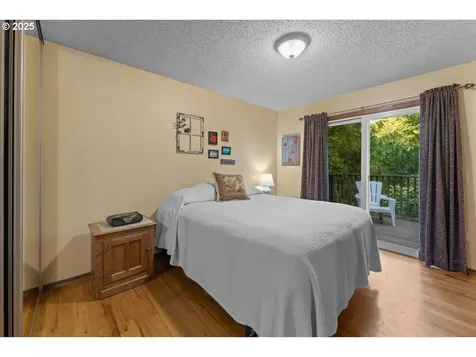 8895 SW Mcdonald Street Portland OR 97224