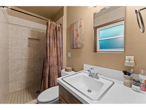 8895 SW Mcdonald Street Portland OR 97224