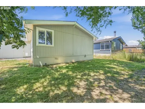 2154 Oregon Street St. Helens OR 97051