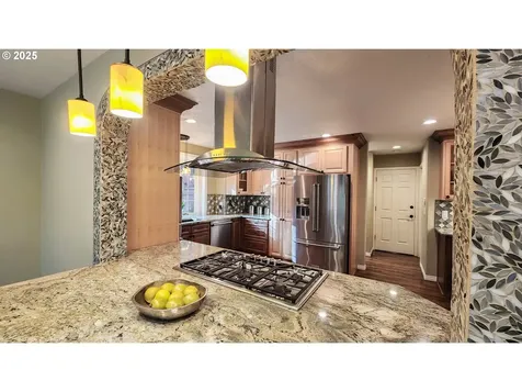 4466 Galewood Street Lake Oswego OR 97035